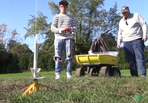 Students Launch Rockets in Aerospace Engineering Course