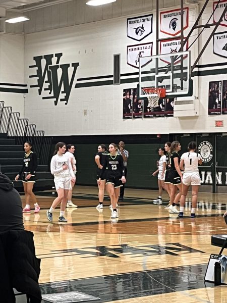 Navigation to Story: Tosa West Girls Defeat West Allis Hale 42 – 40