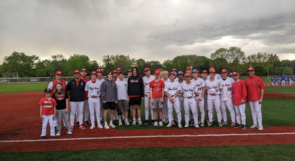 Tosa East Varsity Baseball Gears Up for Playoffs